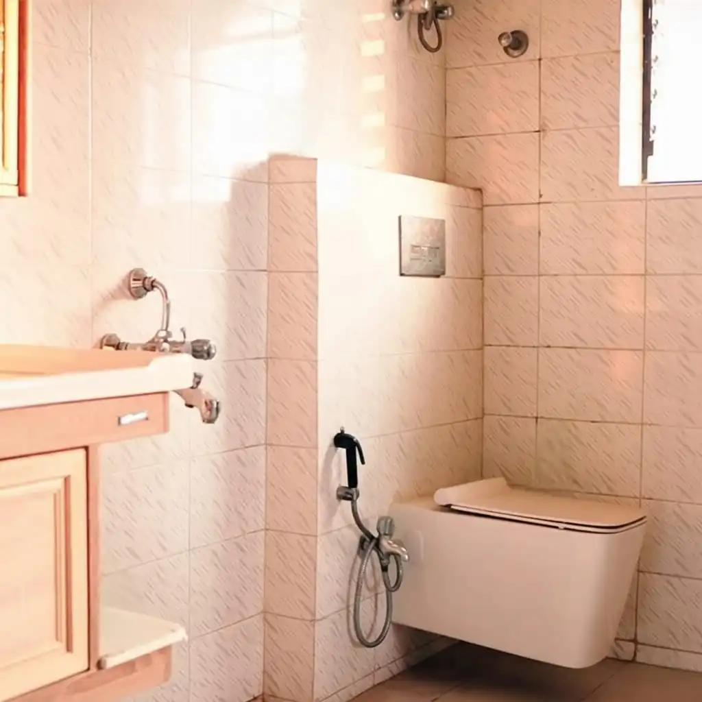 Toilets - Newtown wind fields